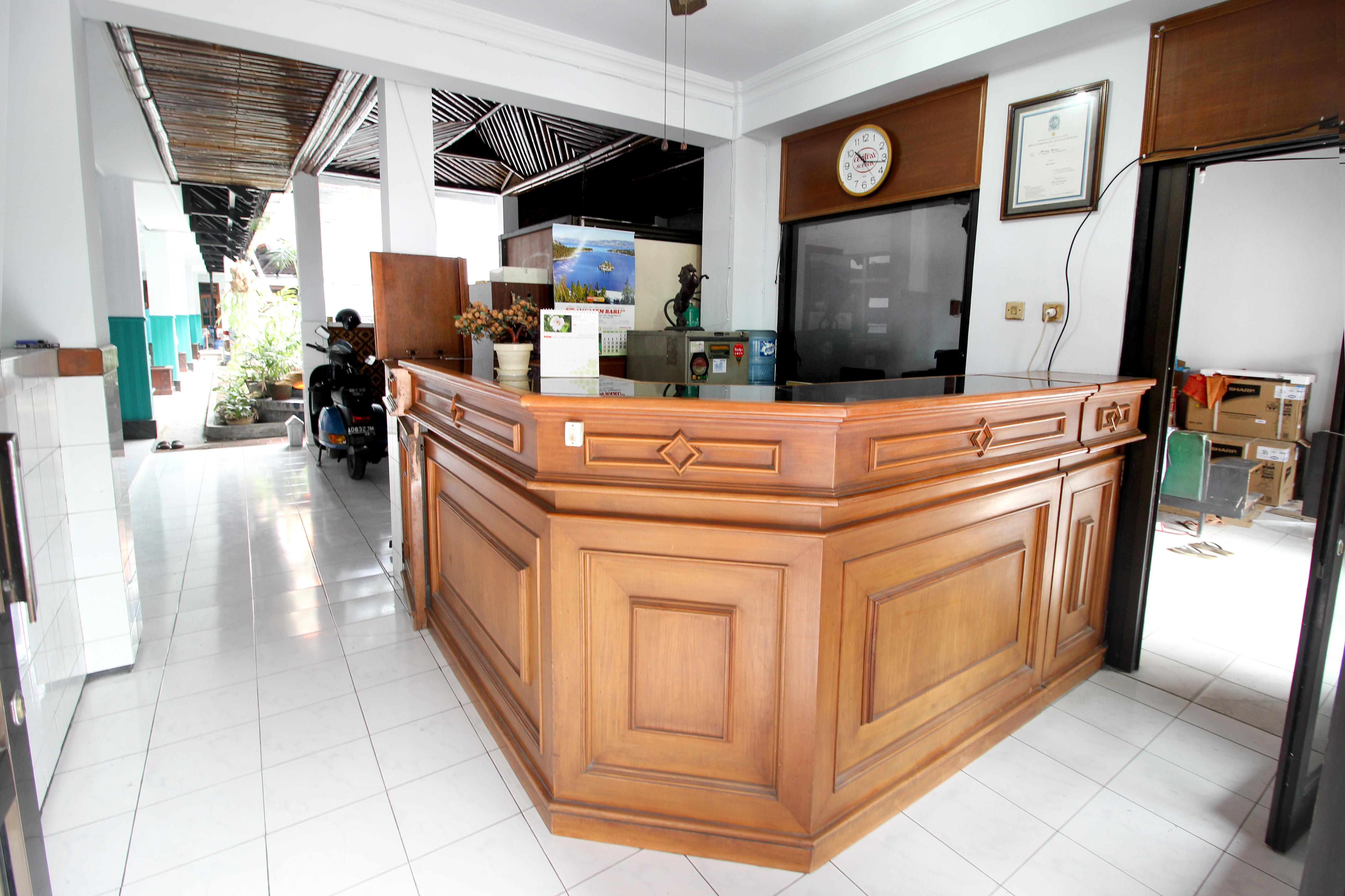 Reddoorz Plus Near Alun Alun Selatan Yogyakarta Buitenkant foto